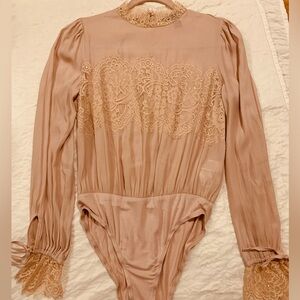 Lace Detail Rayon Long Sleeve Bodysuit - Blush/Beige